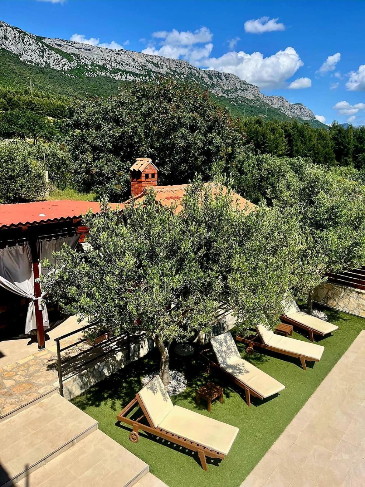 Holiday Home Magic View With Private Heated Pool Kaštela Eksteriør billede